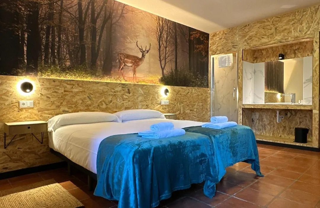 Hotel y Albergue Real Fabrica de Ezcaray-1